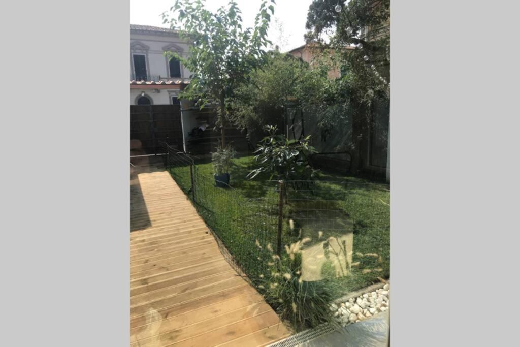 Viareggina Con Giardino Apartment Marina Di Pisa Bagian luar foto